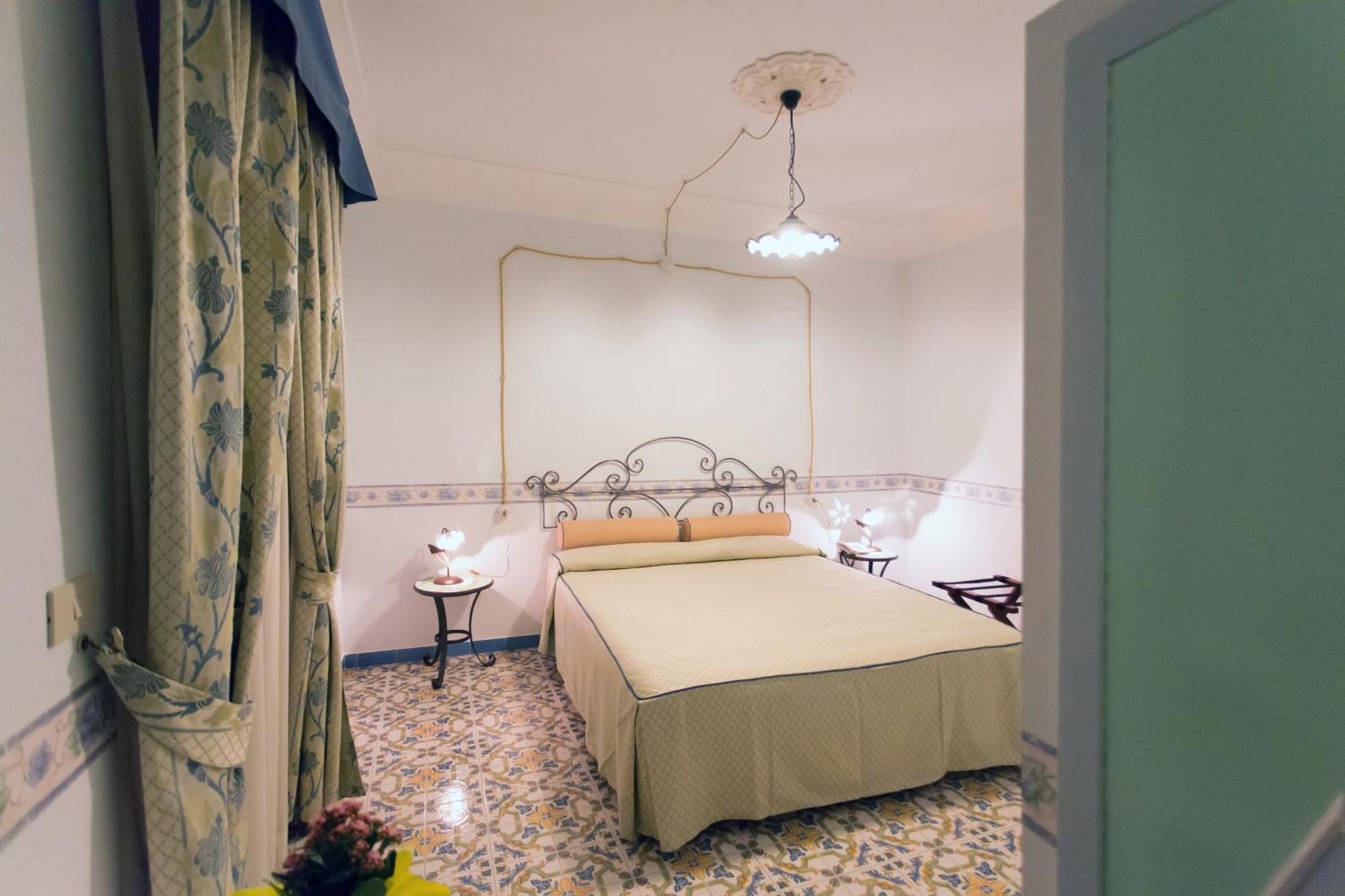 Fico D'India Relais Hotel Furore Szoba fotó
